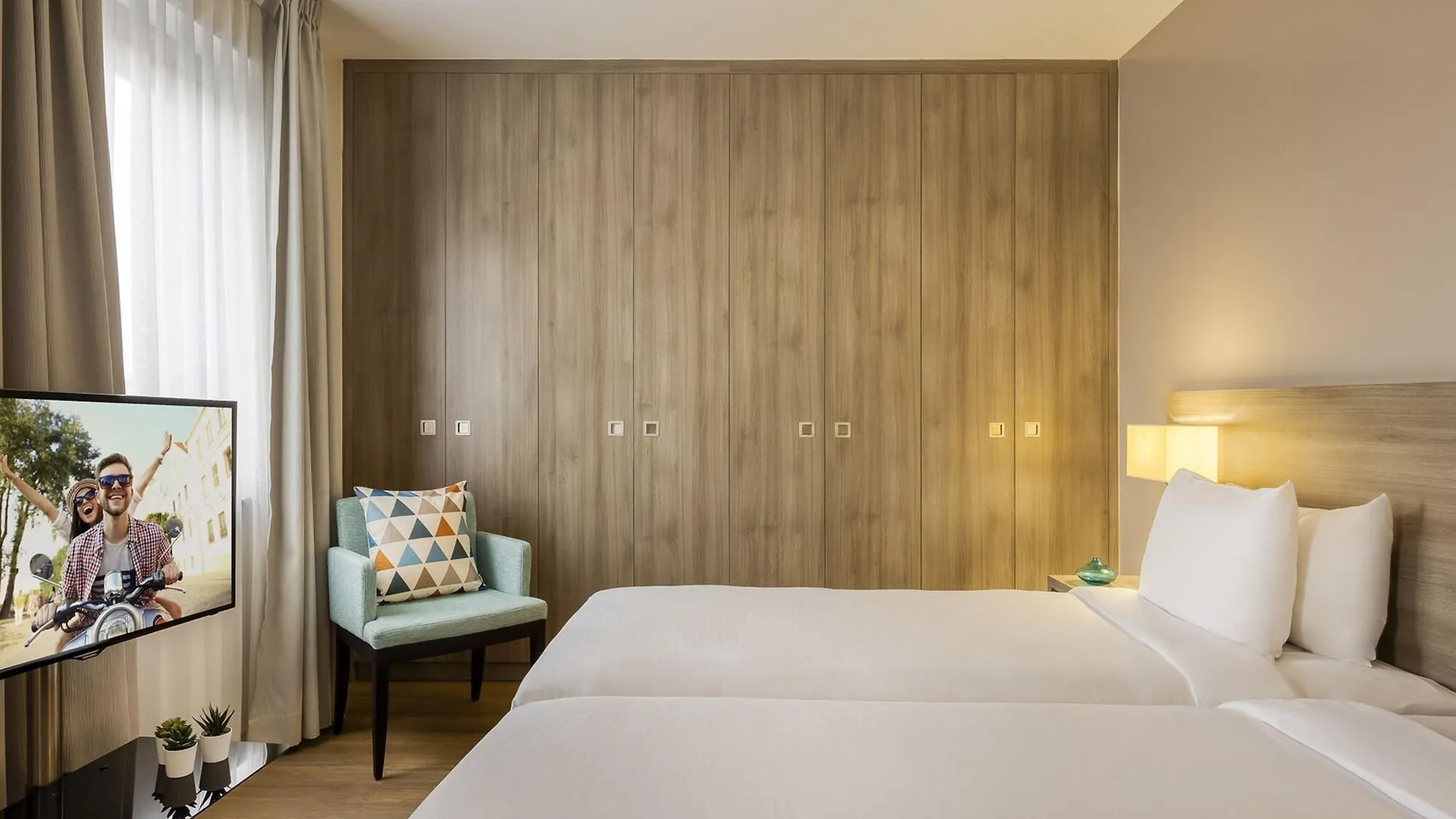 Citadines Toison D'Or Brussels Aparthotel Saint-Gilles 3*,