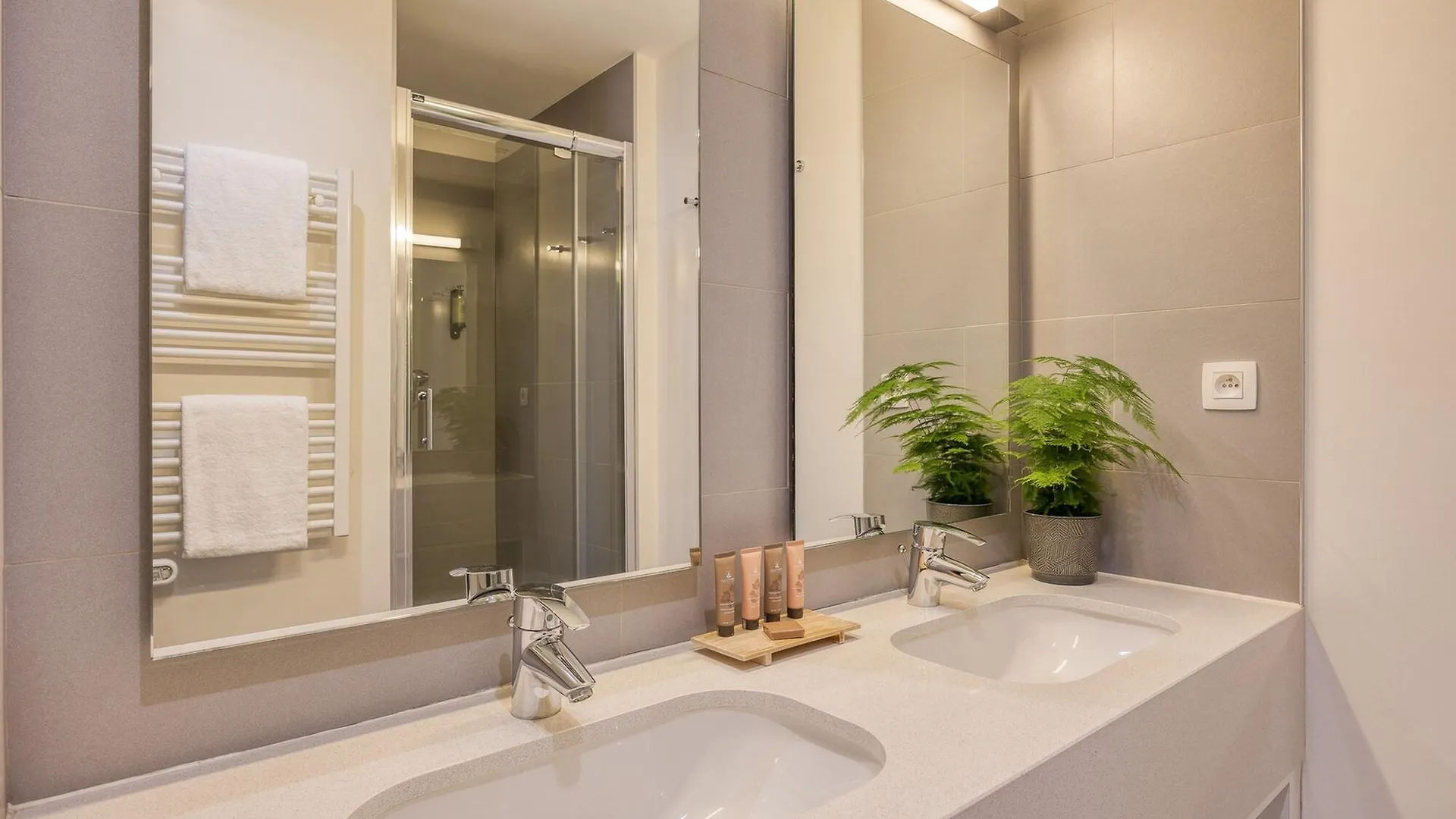 Citadines Toison D'Or Brussels Aparthotel Saint-Gilles