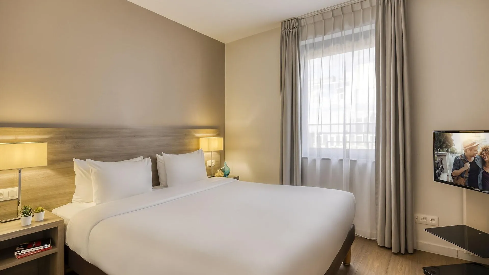 Citadines Toison D'Or Brussels Aparthotel Saint-Gilles 3*,