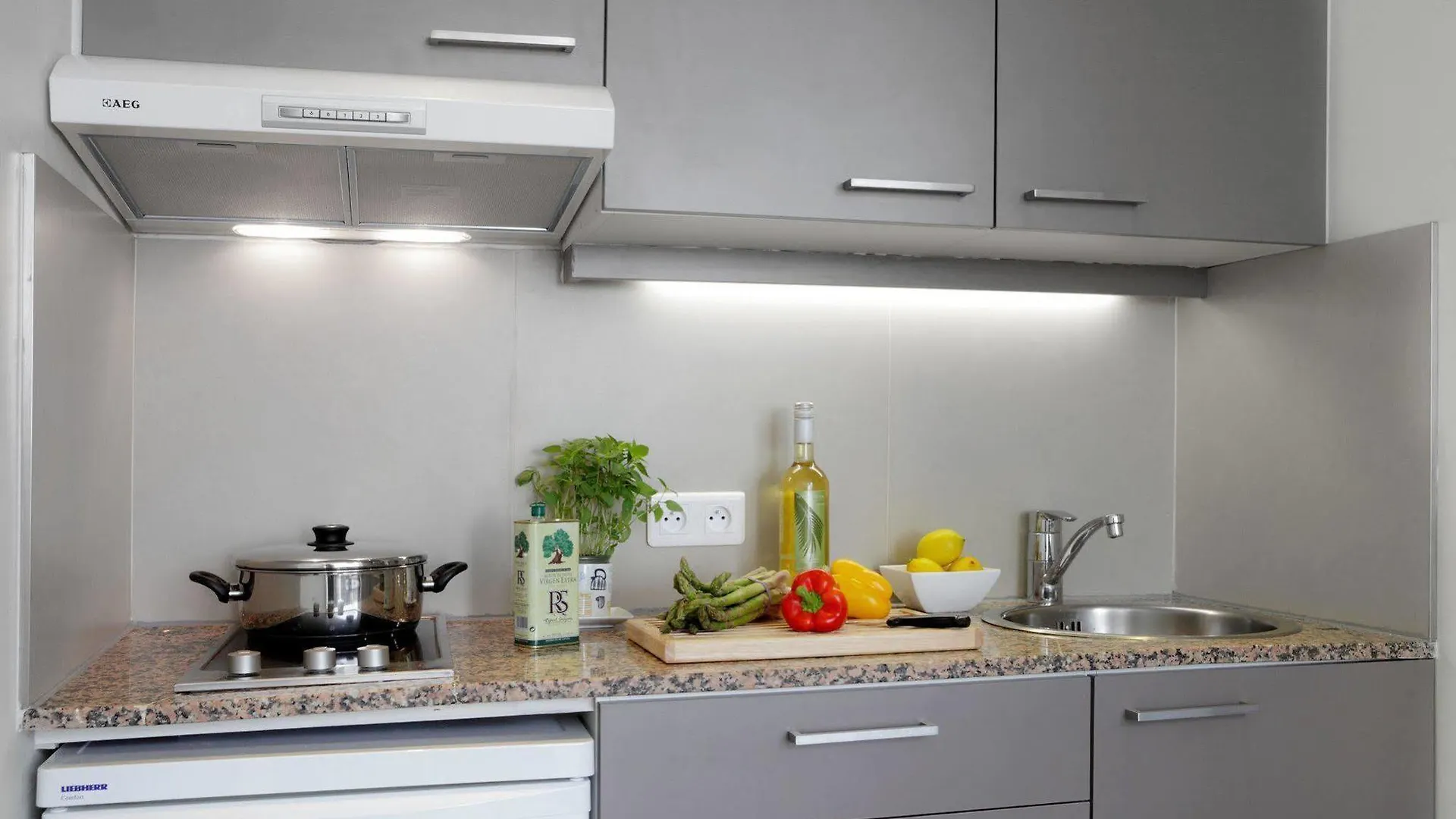 Citadines Toison D'Or Brussels Aparthotel Saint-Gilles