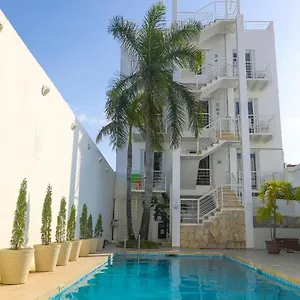 https://terracaribe.quintano-roohotels.com